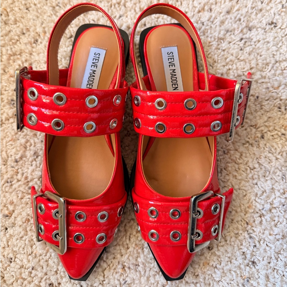 Steve Madden Graya Sling-back flat